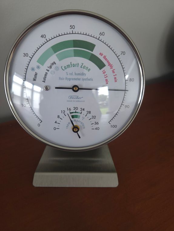 Climate Meter with Hygrometer & Thermometer – Accurate Climate Monitoring